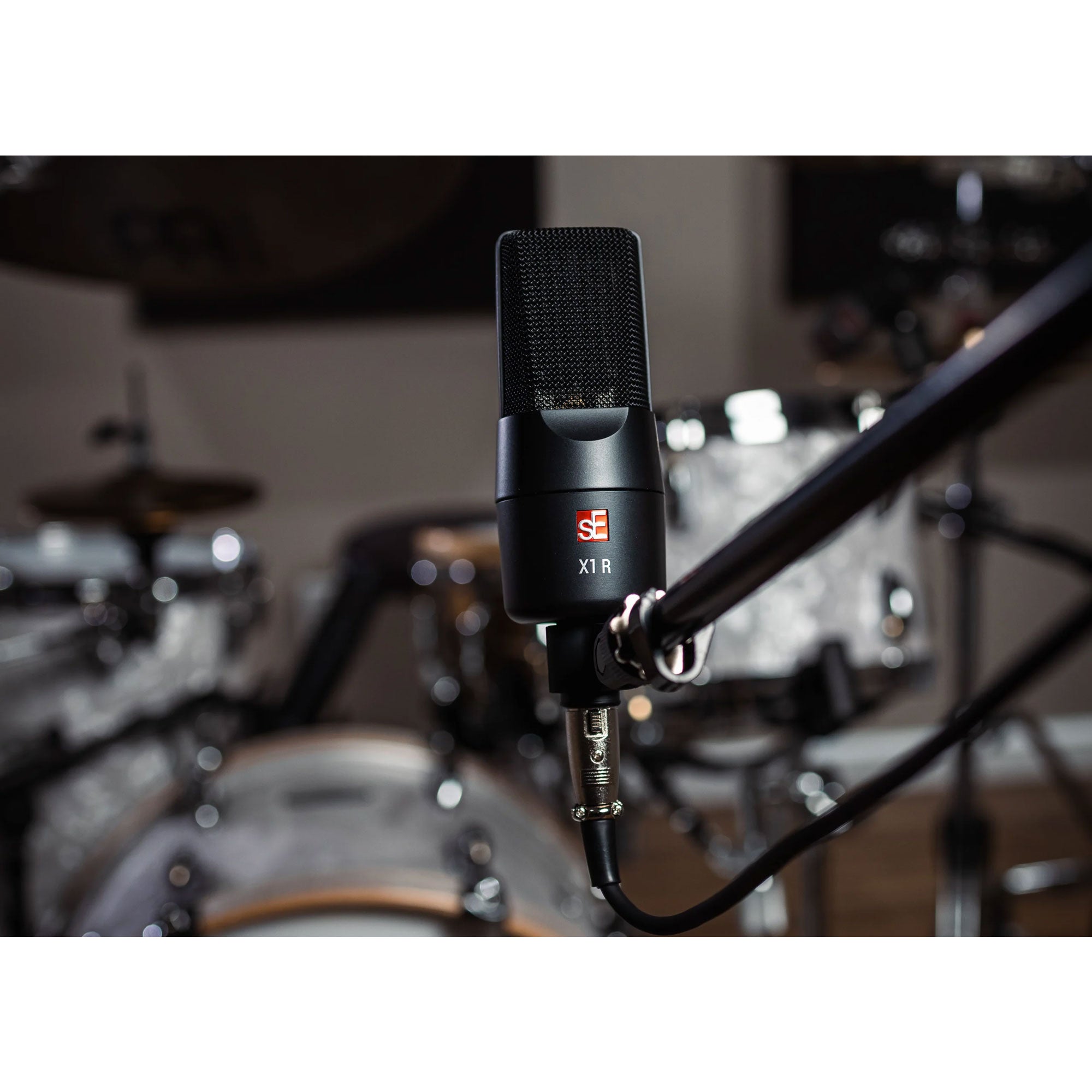 sE Electronics X1R Ribbon Microphone