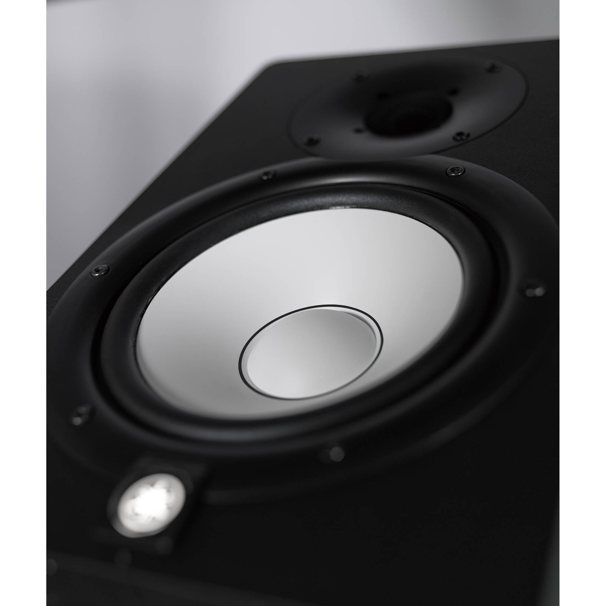 Yamaha HS7 6.5" Active Studio Monitor (Single, Black)