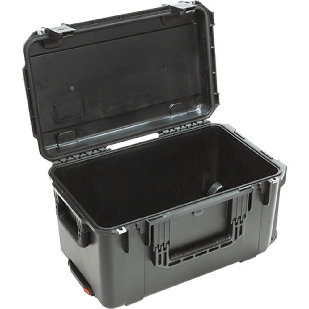 SKB 3i-2213-12BE iSeries Waterproof Case with Wheels (Empty)