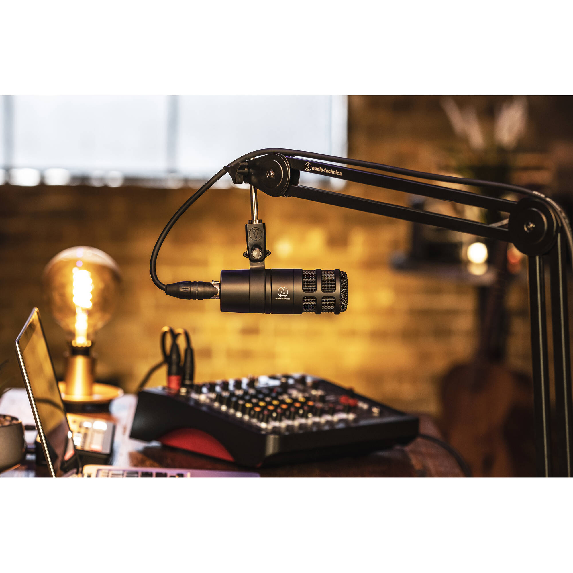 Audio-Technica AT2040 Hypercardioid Dynamic Podcast Microphone