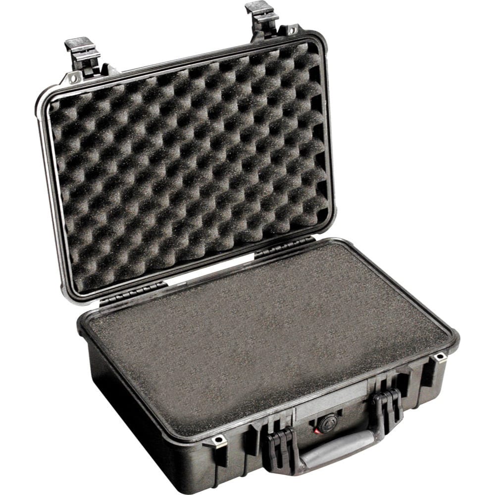 Pelican 1500 Protector Case with Foam (Black)