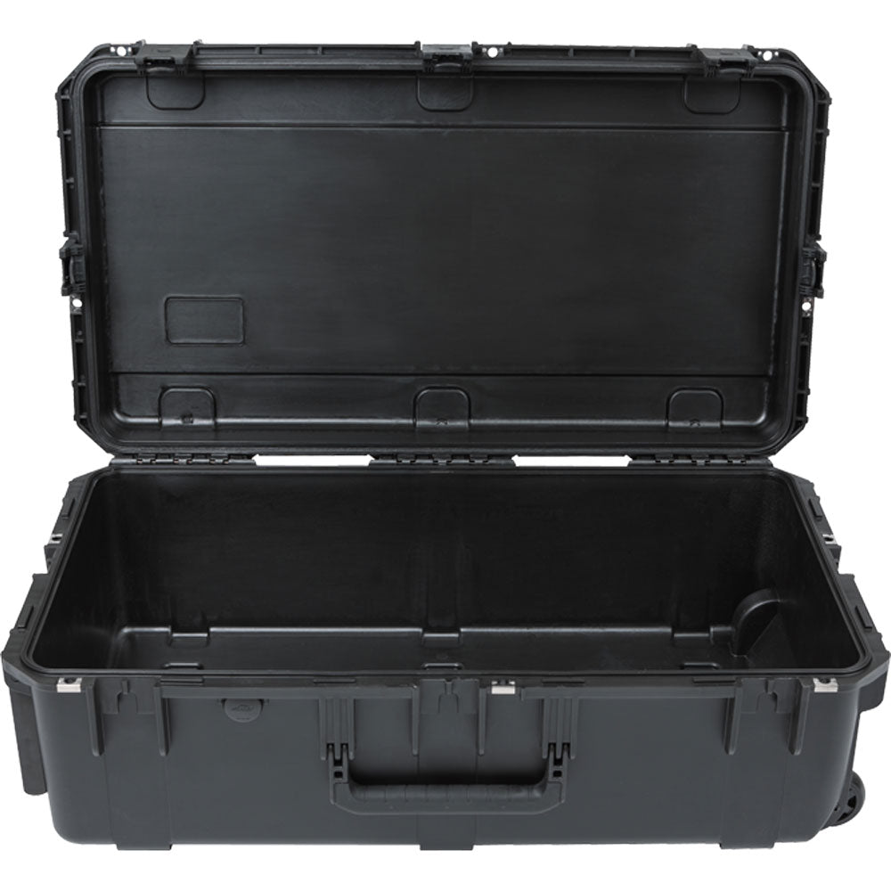 SKB 3i-3016-10BE iSeries Waterproof Case with Wheels (Empty)