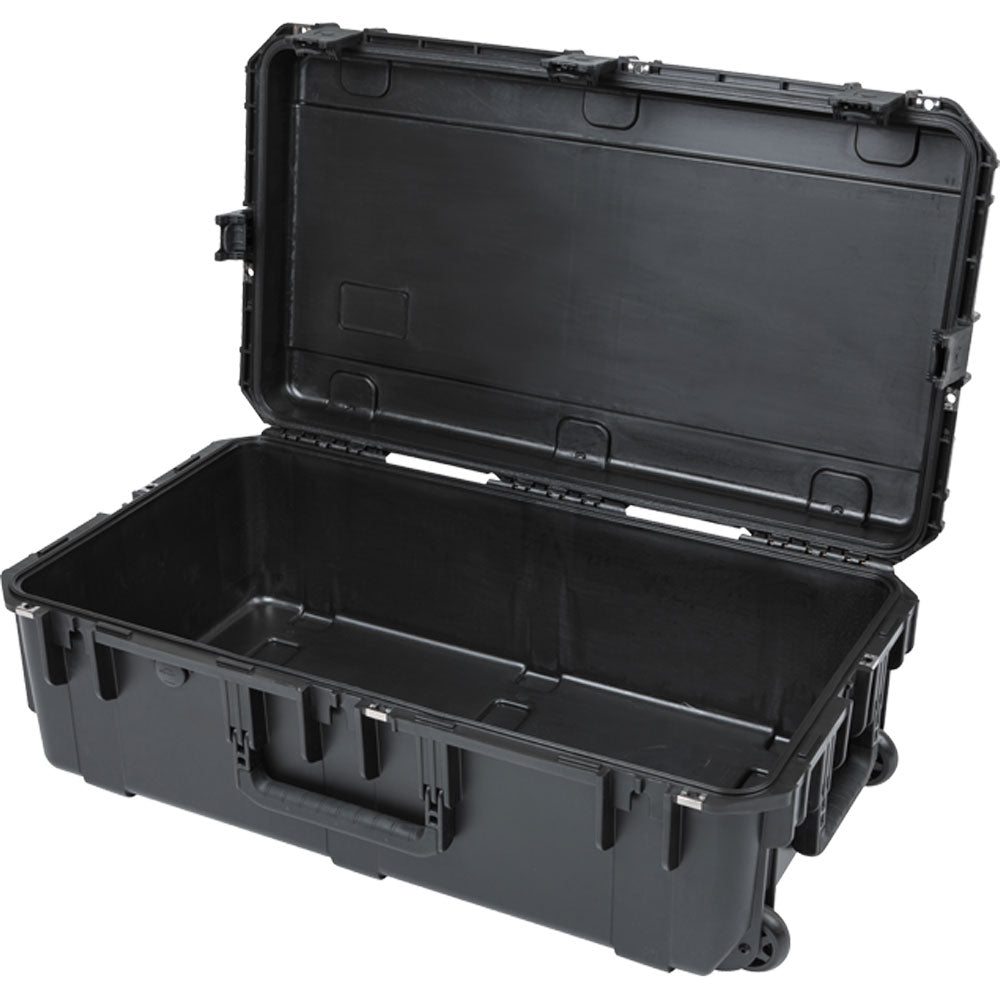 SKB 3i-3016-10BE iSeries Waterproof Case with Wheels (Empty)