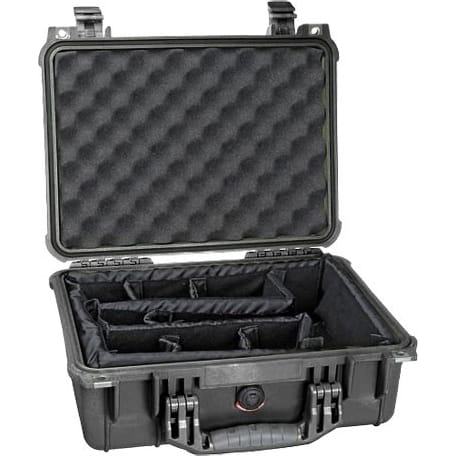 Pelican 1454 Protector Case with Padded Dividers (Black)