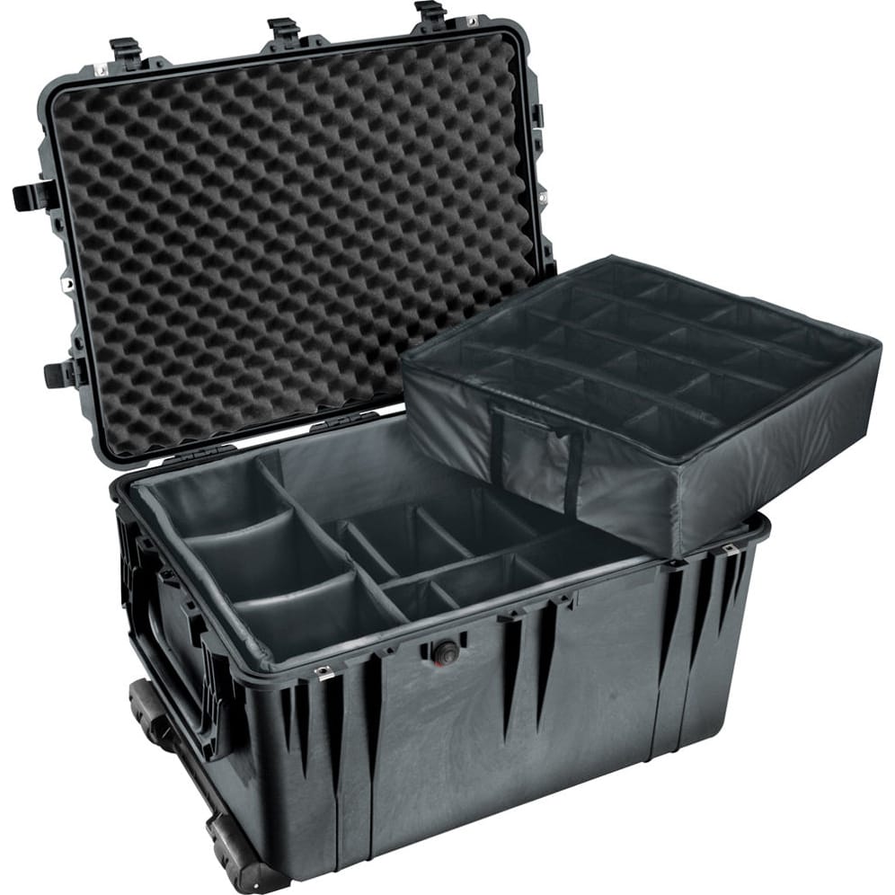 Pelican 1664 Protector Case with Dividers (Black)